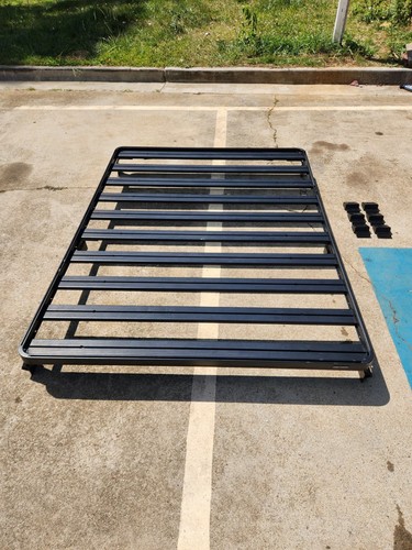 Front runner roof rack classic - front,